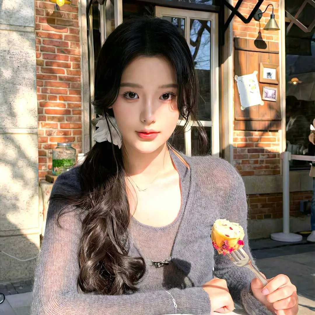百变小姬子